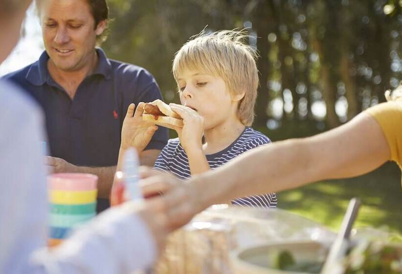 בית מלון כפרי Budgewoi Holiday Park