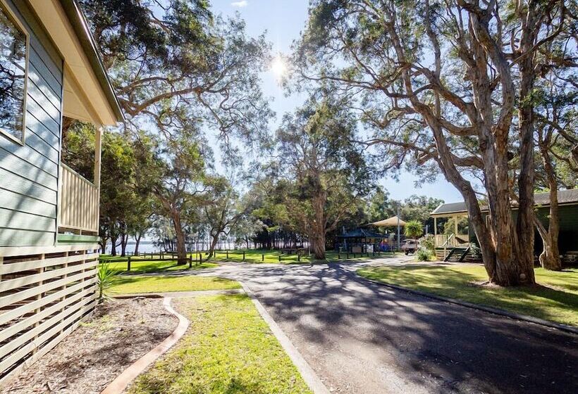 בית מלון כפרי Budgewoi Holiday Park