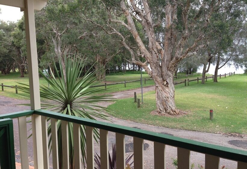 בית מלון כפרי Budgewoi Holiday Park