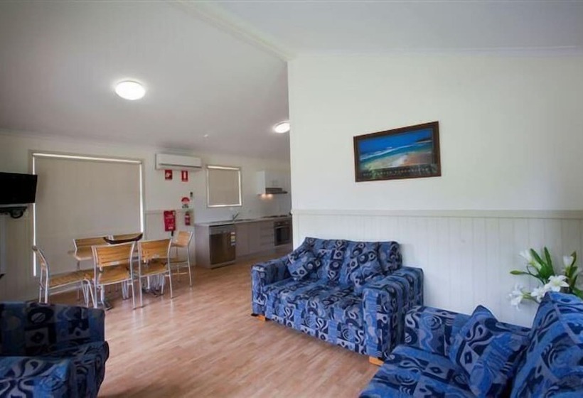 בית מלון כפרי Budgewoi Holiday Park