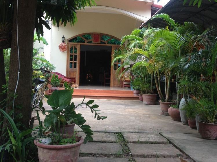 Отель Cambodia Backpacker Guesthouse