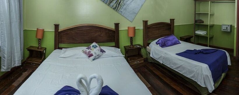 فندق Caribbean Paradise Eco Lodge