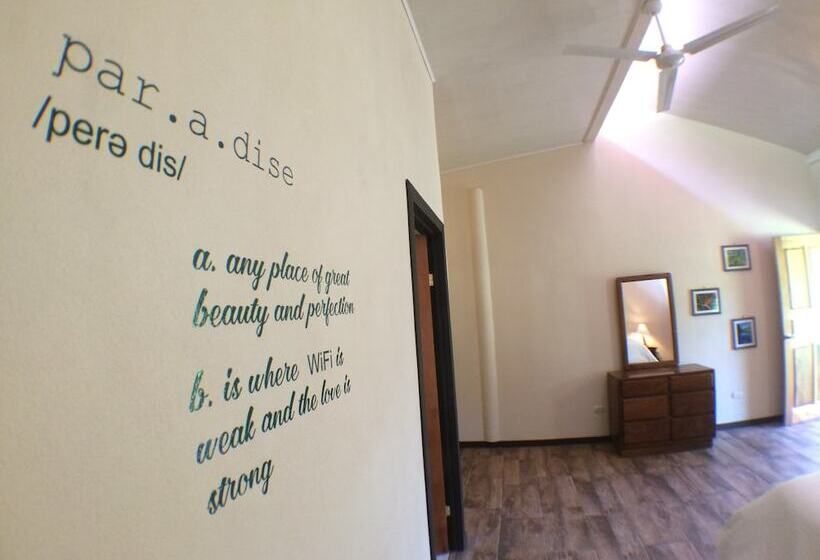 فندق Caribbean Paradise Eco Lodge