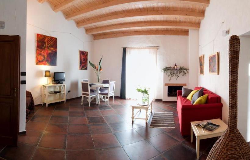 בית מלון כפרי Case Giannone