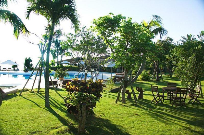 בית מלון כפרי Coco Garden Resort Okinawa