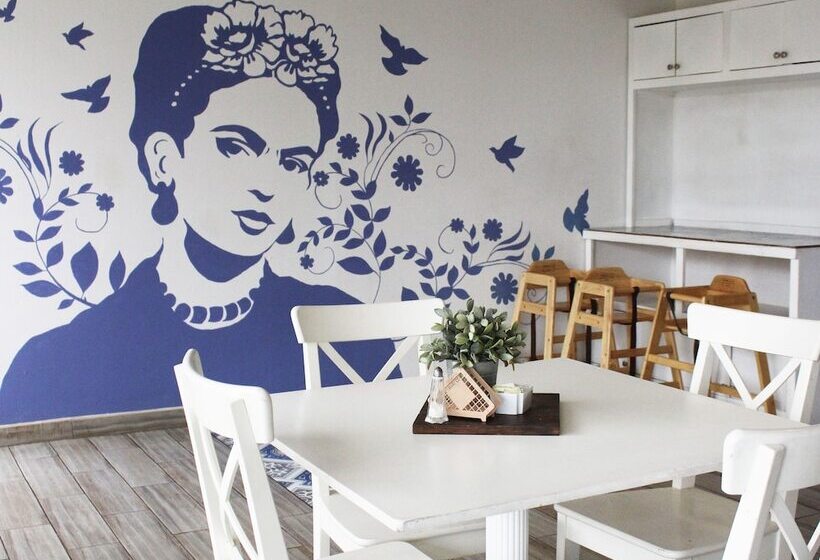 בית מלון כפרי Corona Plaza