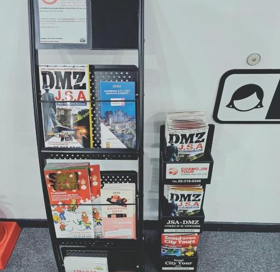 Ekonomy Hotel Myeongdong Premier