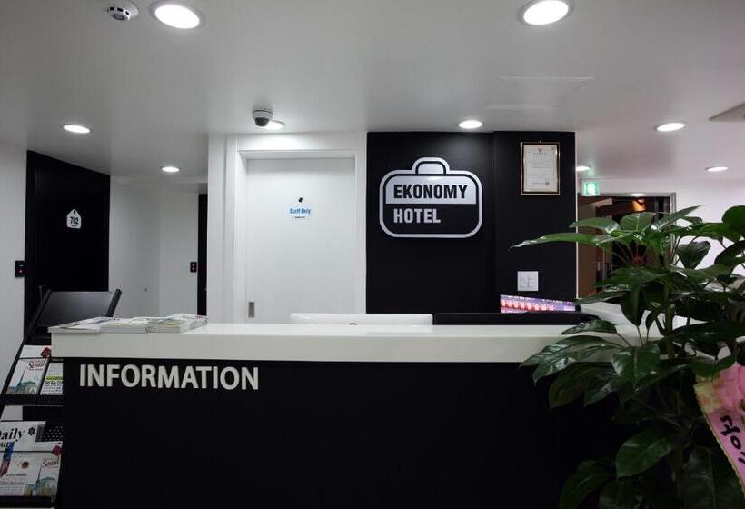 Ekonomy Hotel Myeongdong Premier