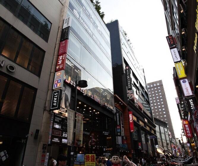 Ekonomy Hotel Myeongdong Premier