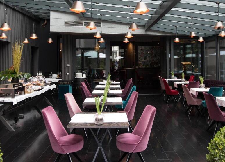 هتل Fifty House Cellini