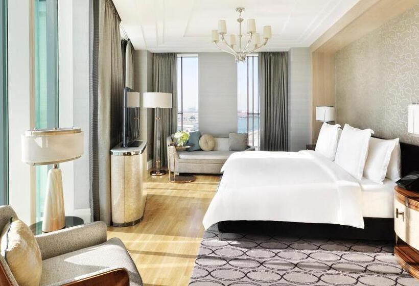 Four Seasons Hotel Abu Dhabi At Al Maryah Island