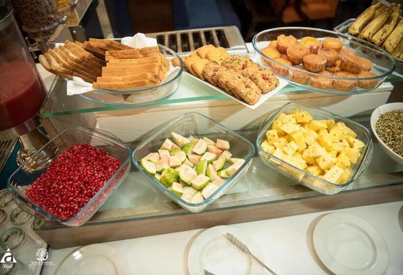 فندق Abigail Goradia S