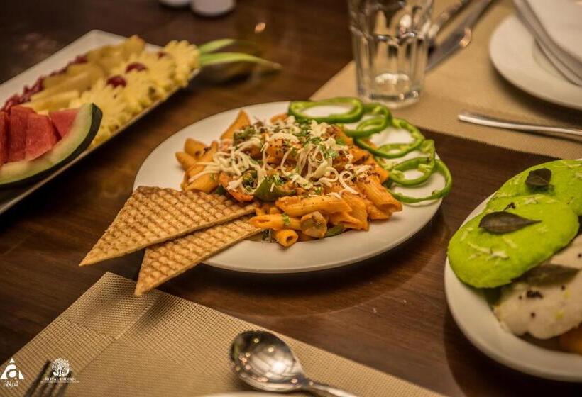 فندق Abigail Goradia S