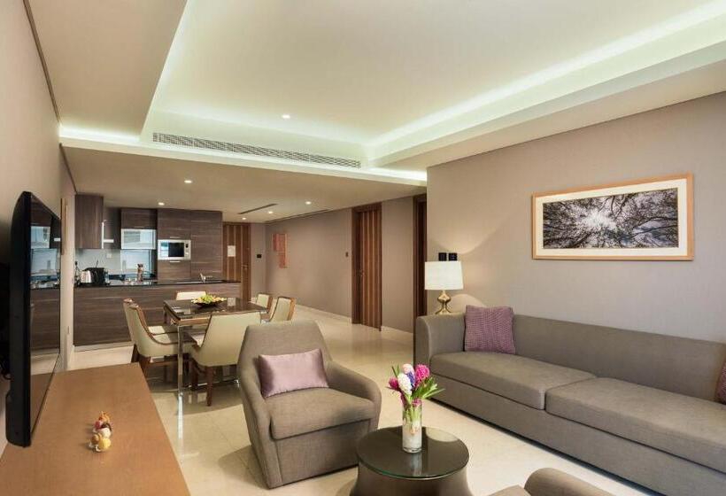 هتل Grand Millennium Muscat