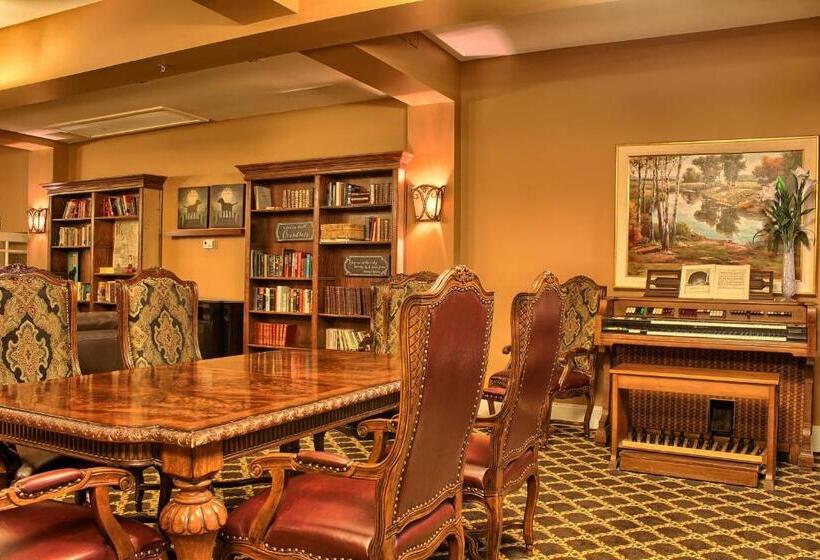 בית מלון כפרי Grant Hall