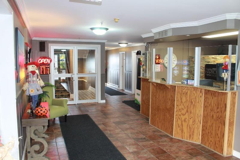 هتل Harbourview Inn And Suites