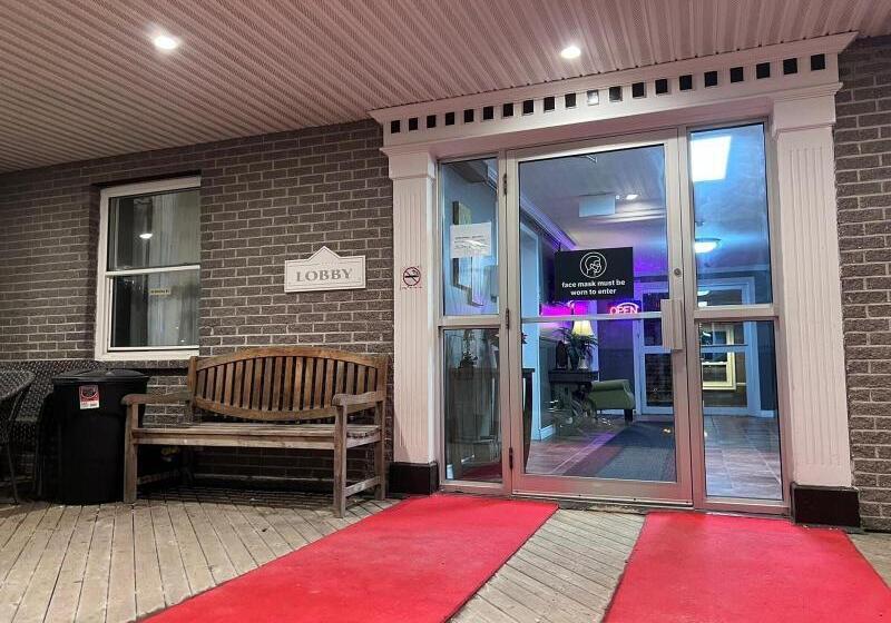 هتل Harbourview Inn And Suites