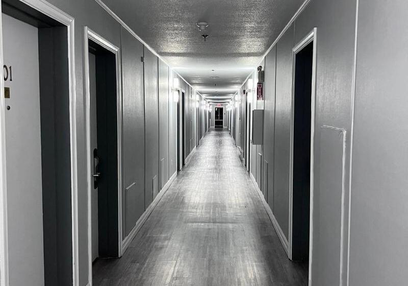 هتل Harbourview Inn And Suites