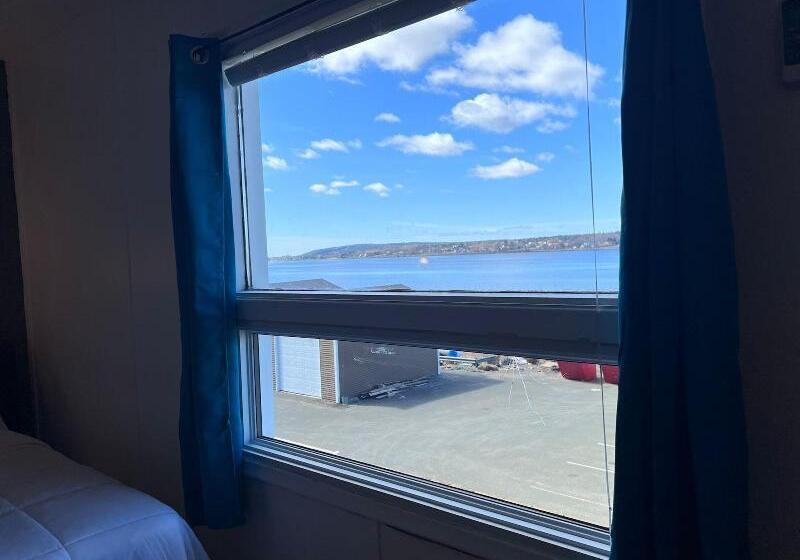 هتل Harbourview Inn And Suites