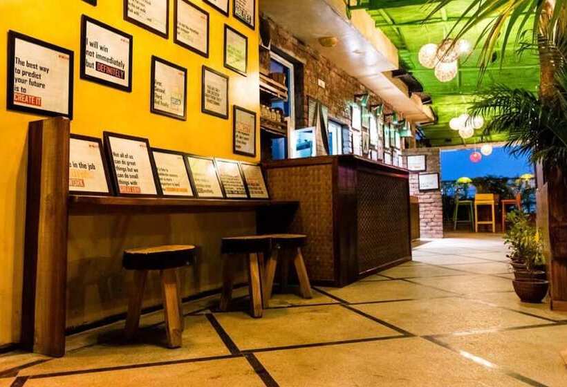 Hotel Harsh Paradise