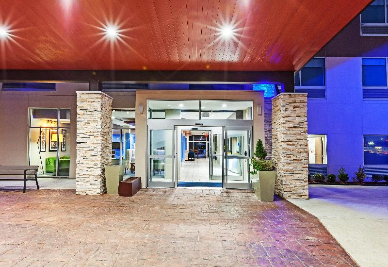 فندق Holiday Inn Express & Suites Tulsa West   Sand Springs, An Ihg