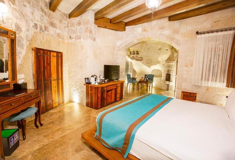 هتل Imperial Cave Suites & Spa