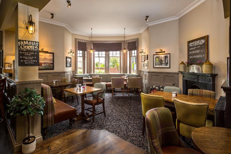 فندق Inn In The Park