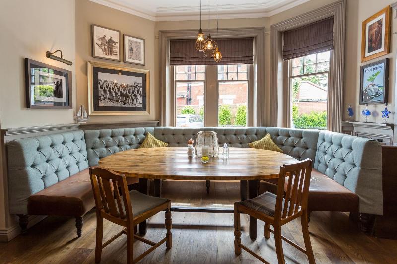 فندق Inn In The Park