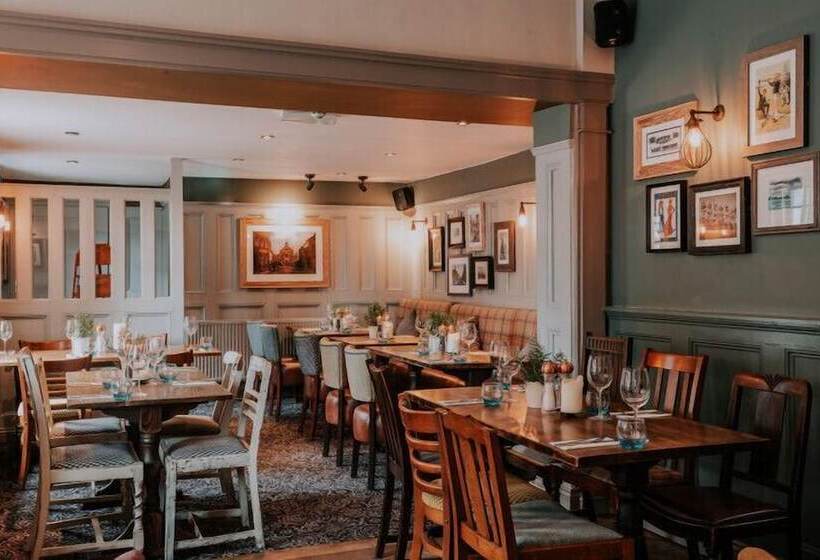 فندق Inn In The Park