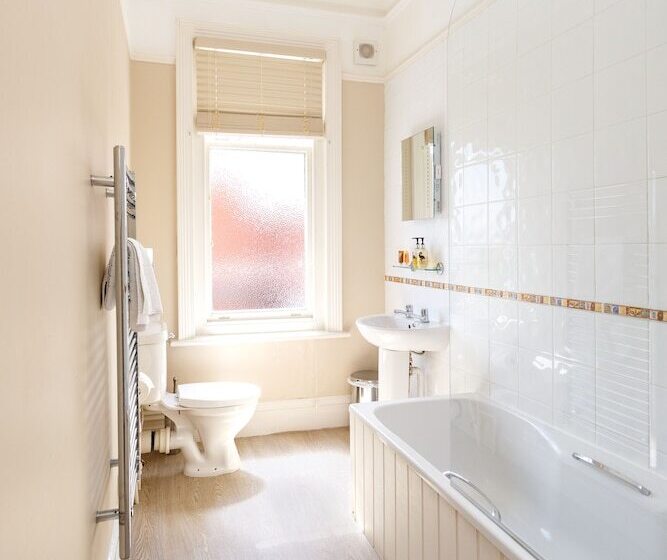 فندق Inn In The Park