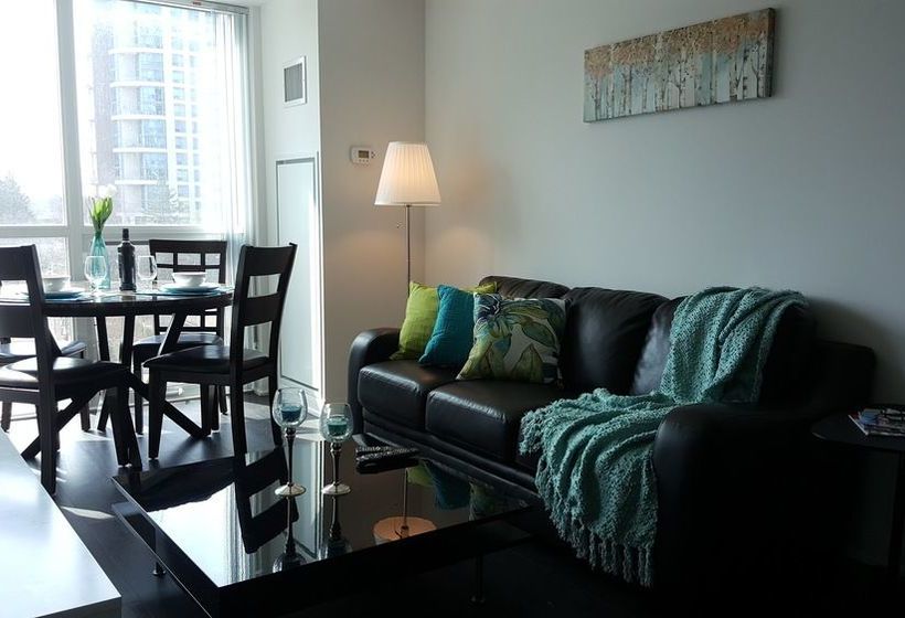 هتل Kashaneh at North York Center