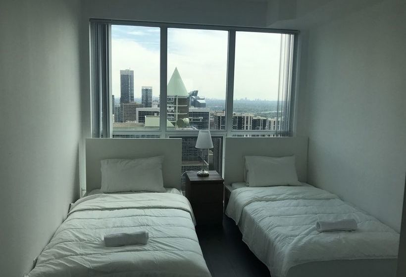 هتل Kashaneh at North York Center