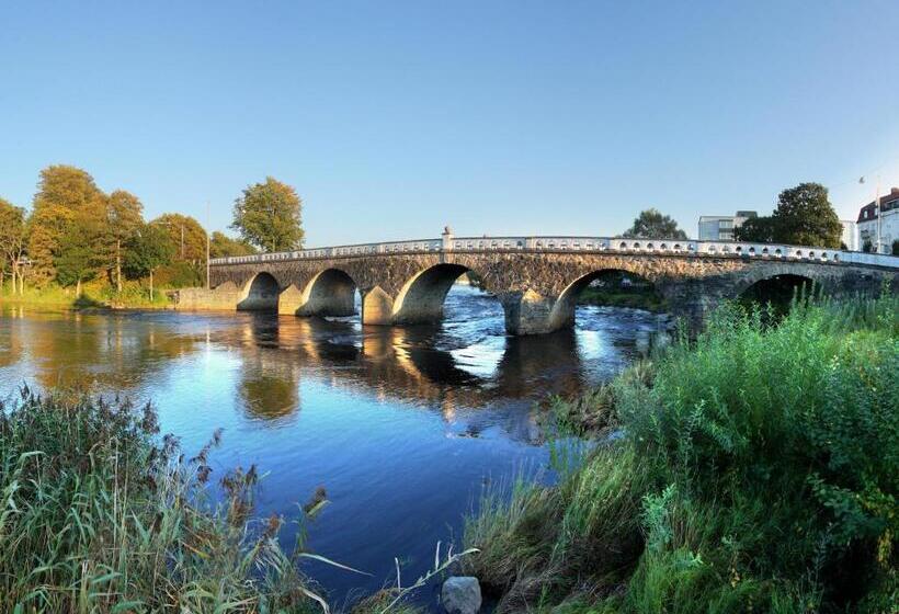 בית מלון כפרי L Hamngatan 27