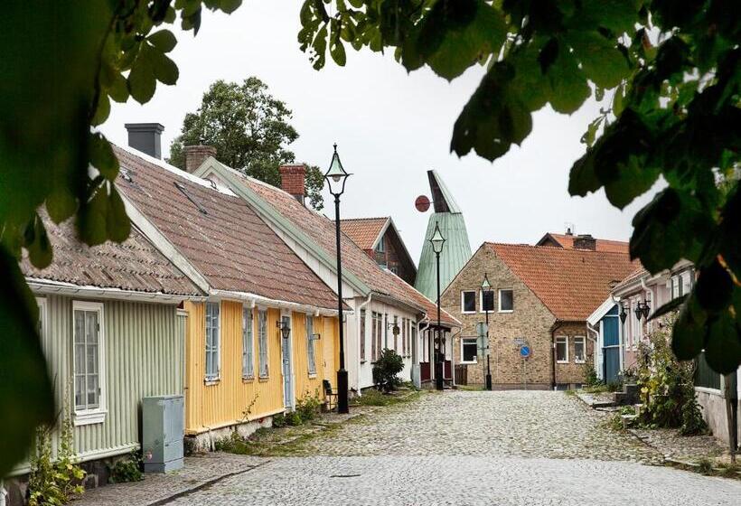 בית מלון כפרי L Hamngatan 27