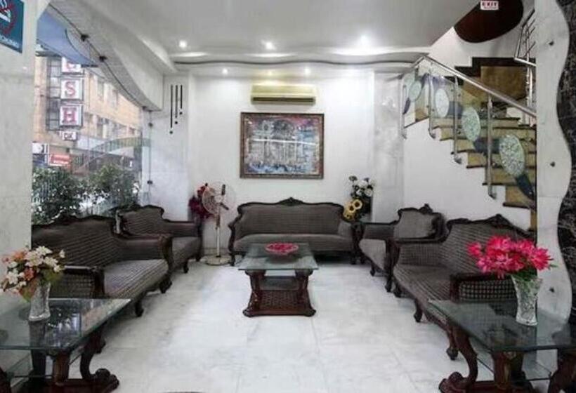 Отель Legend International Near New Delhi Railway Station