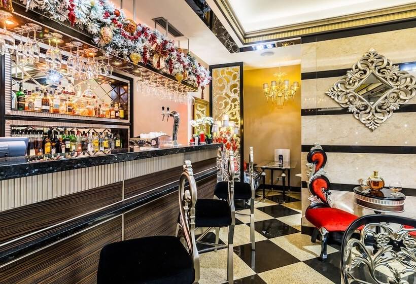 Majestic Boutique Hotel Deluxe