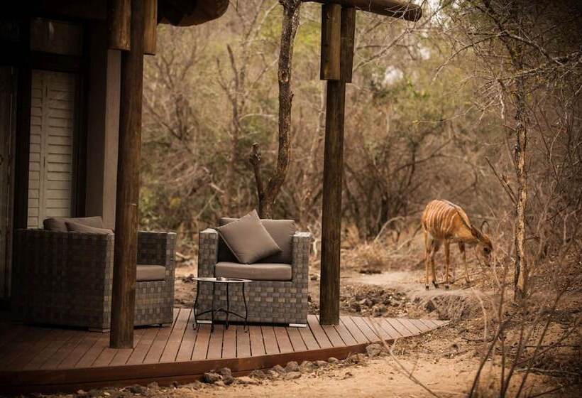 בית מלון כפרי Moditlo River Lodge