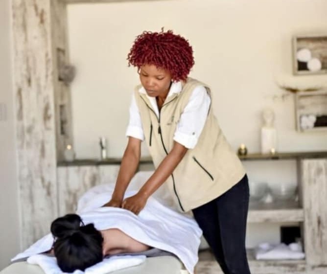 בית מלון כפרי Moditlo River Lodge