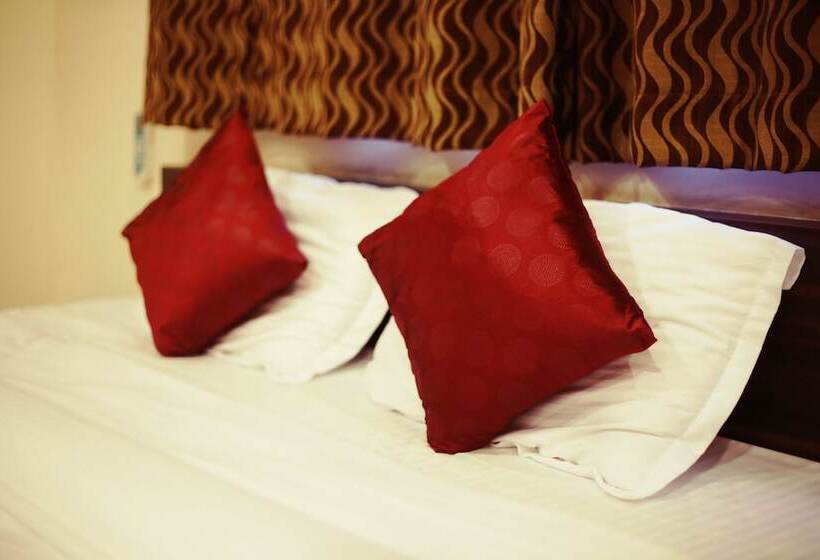 Hotel Oyo Rooms Pimpri Chowk