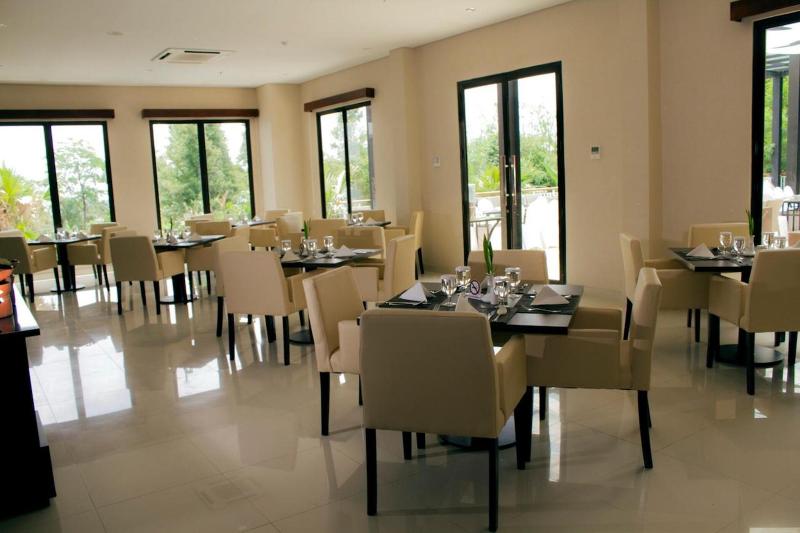 ホテル Padjadjaran Suites Resort And Convention