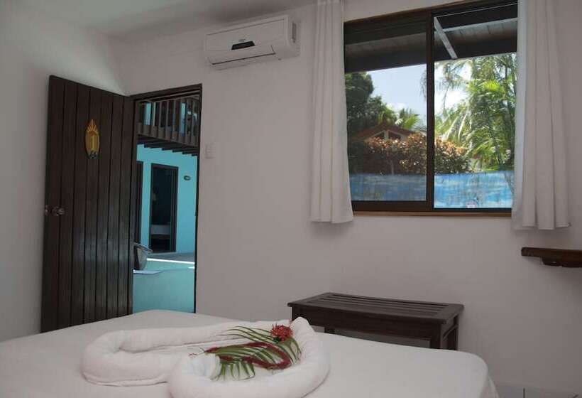 호텔 Pelican Beachfront