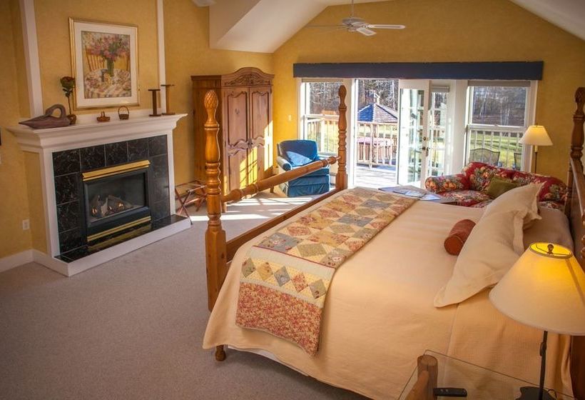 هتل Red Clover Inn And Restaurant