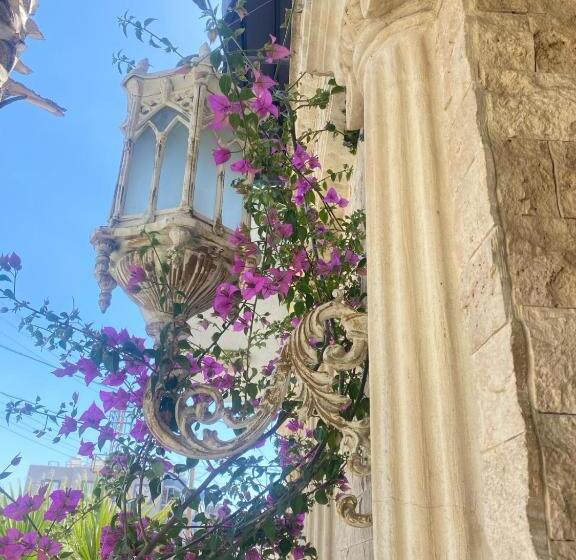 Отель Saint John