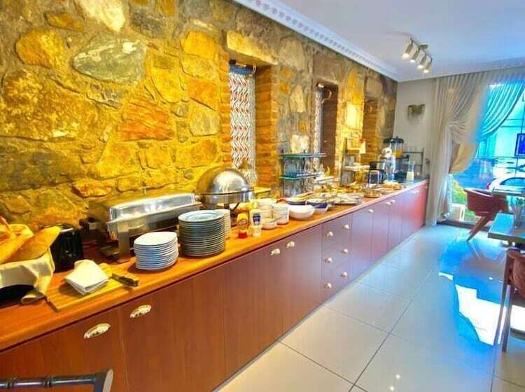 Отель Saint John