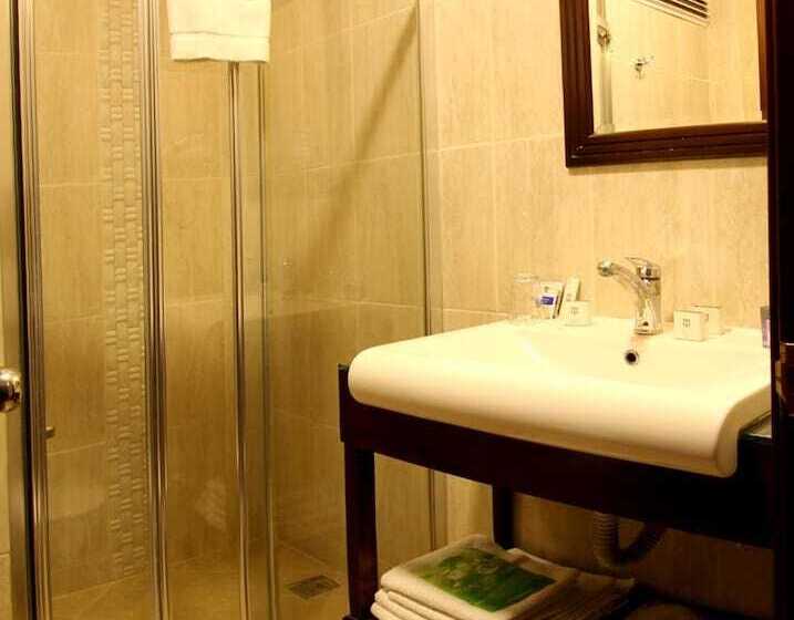 Отель Saint John