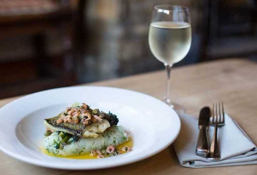 فندق The Angel At Burford