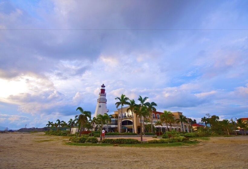 ホテル The Lighthouse Marina Resort