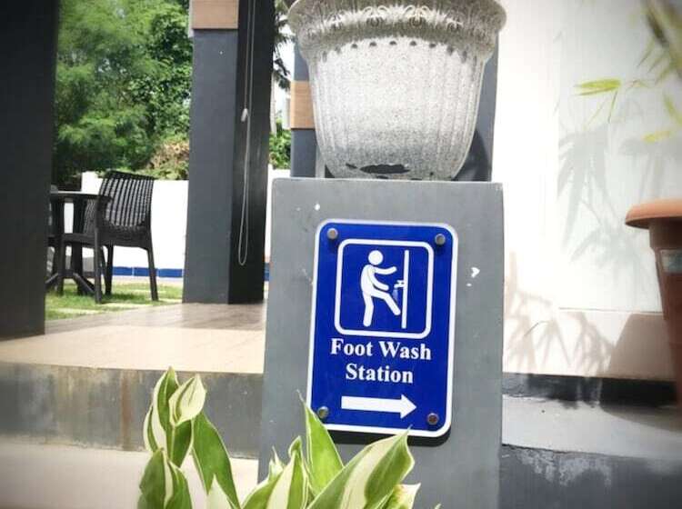 هتل The Orient Beach Boracay