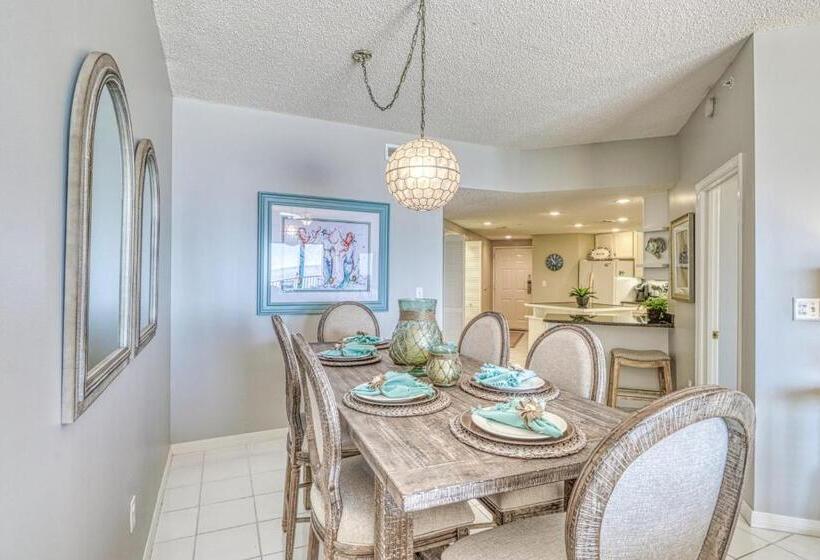 Отель The Palms #1002