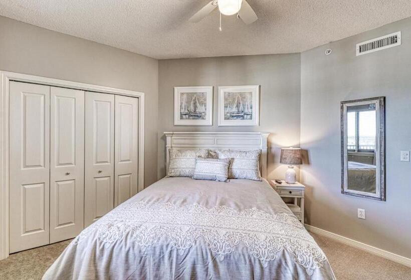 Отель The Palms #1002